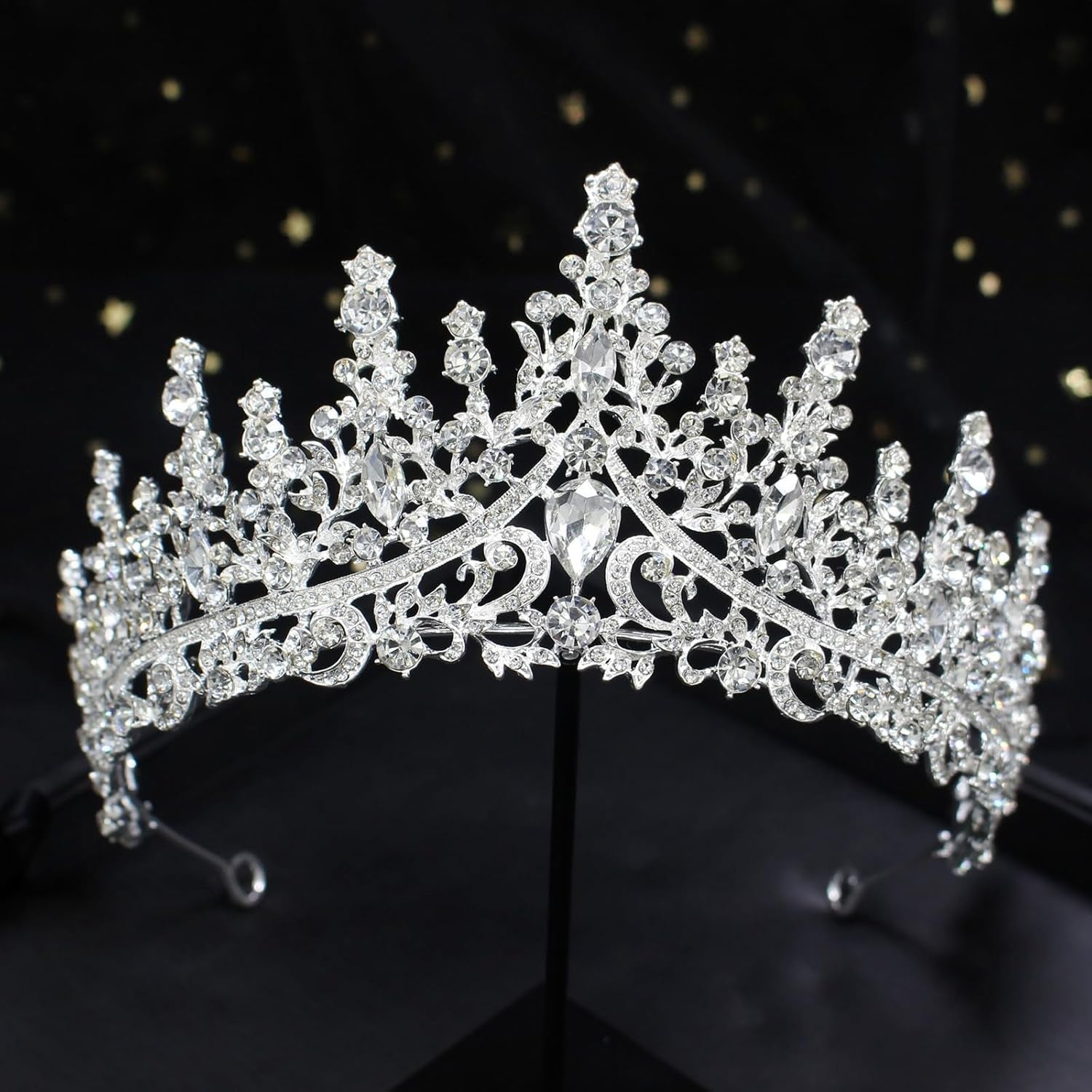 Silver Tiara and Crown for Women Crystal Queen Crowns Rhinestone Princess Tiaras for Girl Bride Wedding Hair Accessories for Bridal Birthday Party Prom Halloween Cos-Play Costume Christmas
