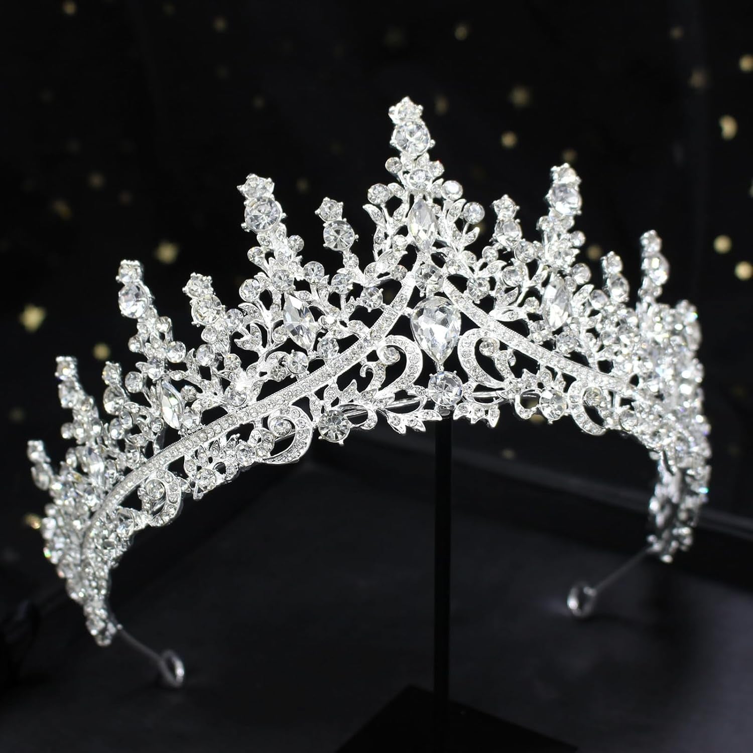 Silver Tiara and Crown for Women Crystal Queen Crowns Rhinestone Princess Tiaras for Girl Bride Wedding Hair Accessories for Bridal Birthday Party Prom Halloween Cos-Play Costume Christmas